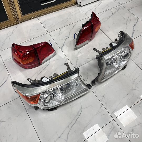 Фары и фонари Toyota Land Cruiser 200 2012-2015