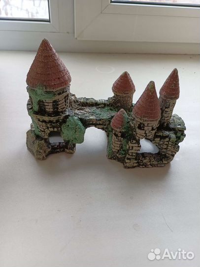 Статуэтка для аквариума