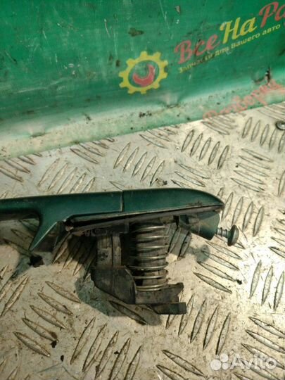 Ручка двери передней левой Mercedes-Benz Vito W638