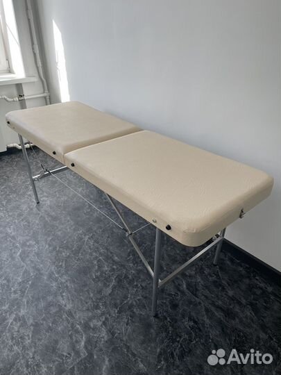 Кушетка для наращивания ресниц