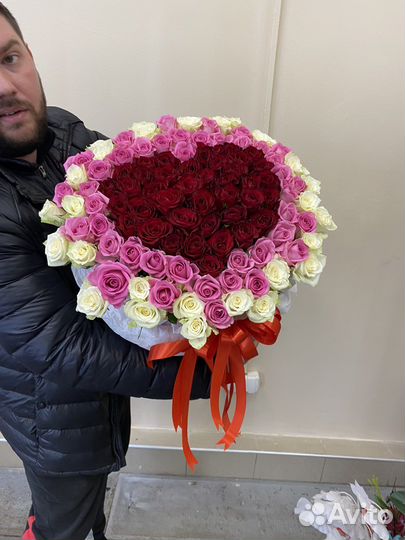 101 роза в шляпной коробке