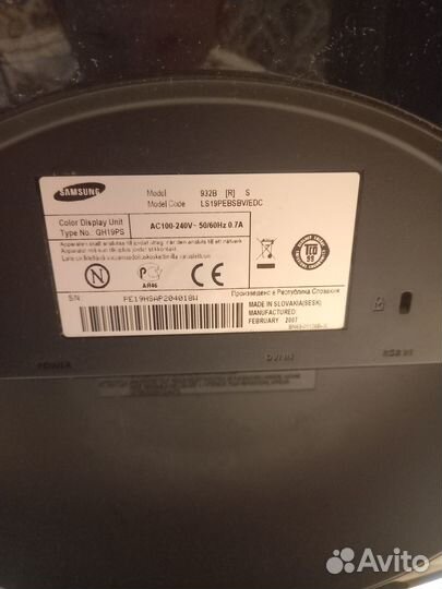Монитор Samsung 932b