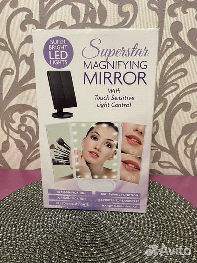 Зеркало косметическое настольное с подсветкой