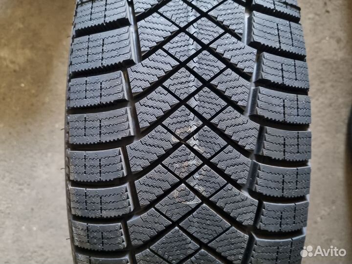 Pirelli Ice Zero FR 205/60 R16 96T