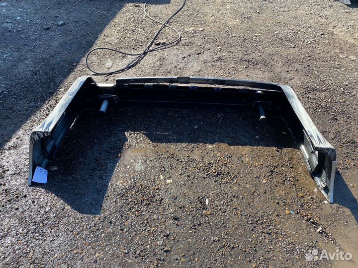 Бампер задний Audi 100 C3