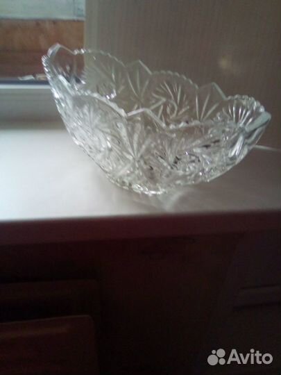 Продам посуду керамическая супница -новая