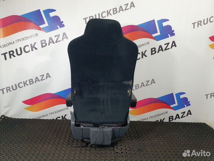 Сиденье водительское пневматическое