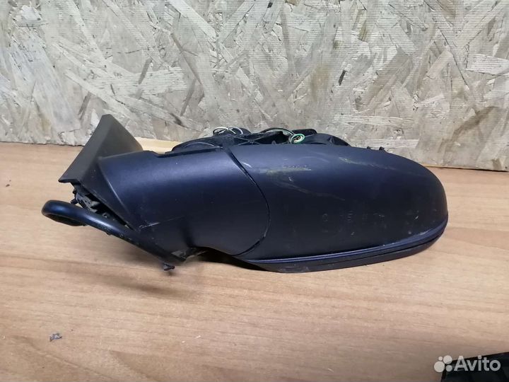 Зеркало левое Opel Astra J