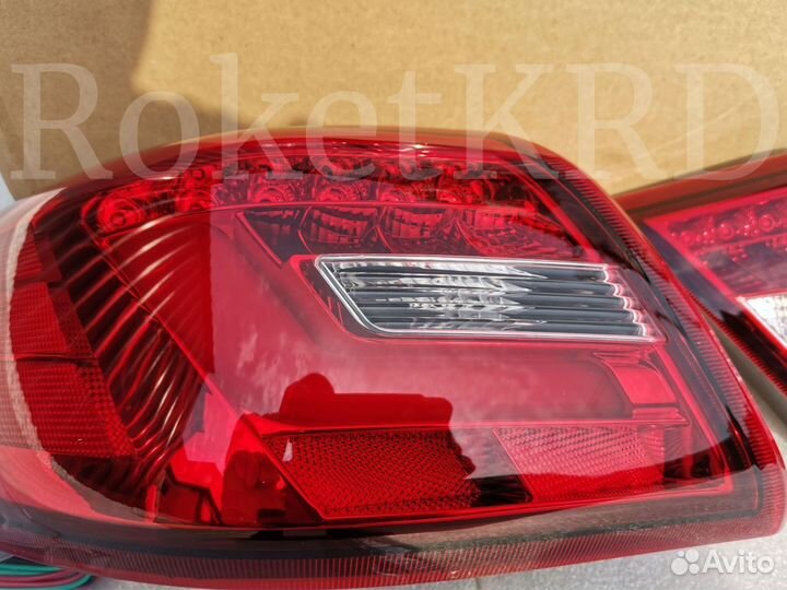 Задние фонари toyota camry 40 Бело-красные