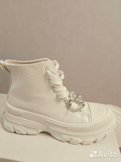 Ботинки демисезонные