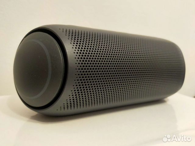 Bluetooth колонка LG PL7