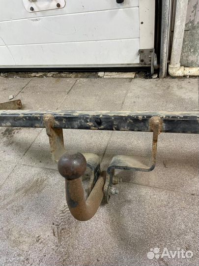 Фаркоп на nissan juke