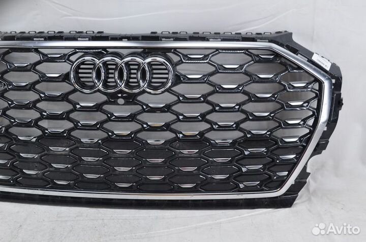 Решетка радиатора Audi Q5 рест S-Line 80F853651