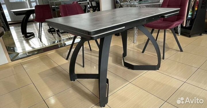 Стол повашимразмерам SVR-18209