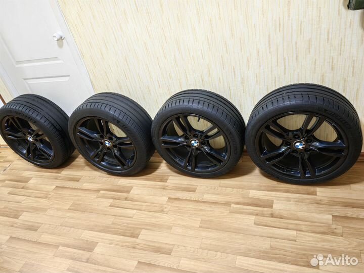 Комплект оригинальных колёс на BMW стиль 400