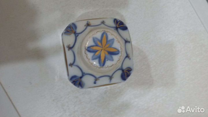 Чайница (фарфор)