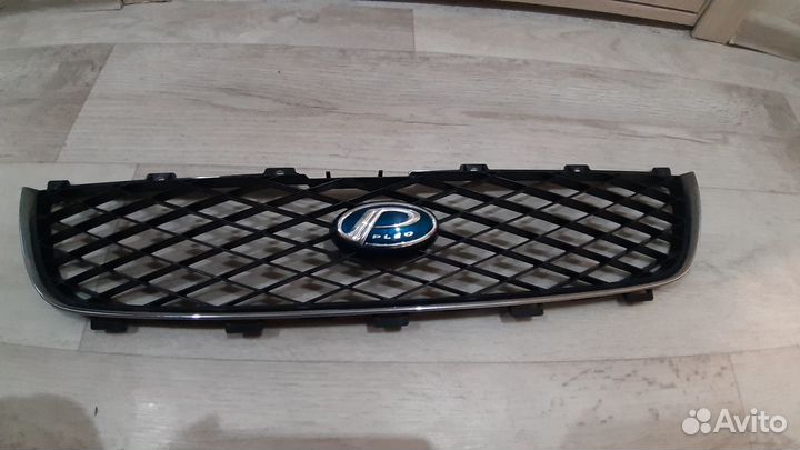 Решётка радиатора Subaru Pleo RA