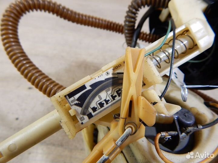 Топливный насос VW Golf 3