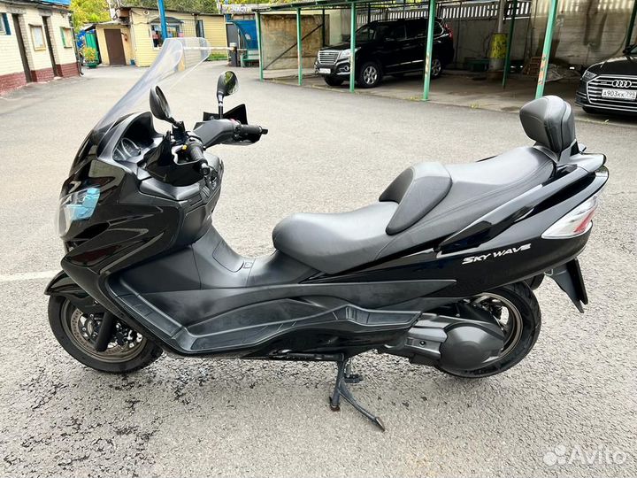 Suzuki Skywave 400