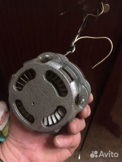 Электродвигатель бу от магнитофона