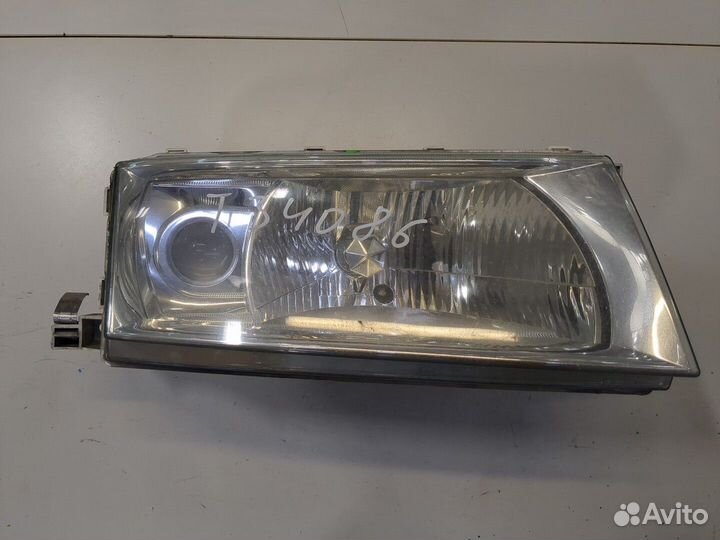 Фара (передняя) Skoda Octavia Tour, 2004