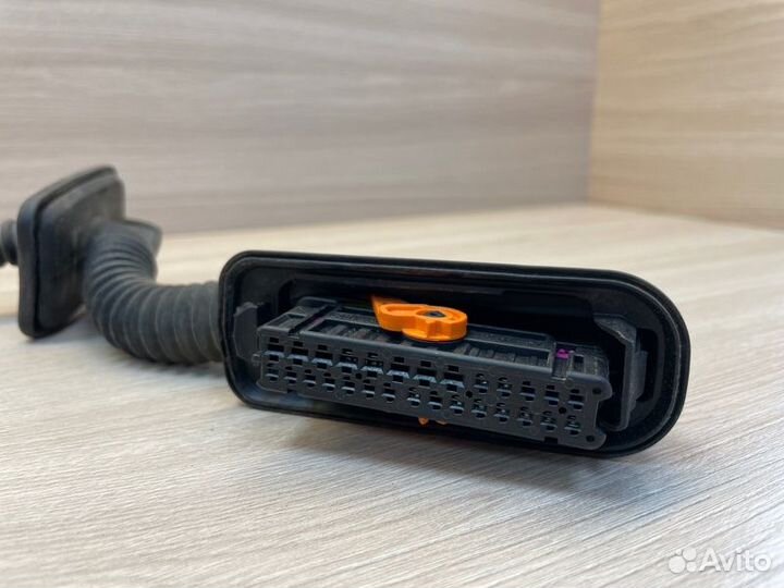 Проводка двери задняя левая Skoda Rapid