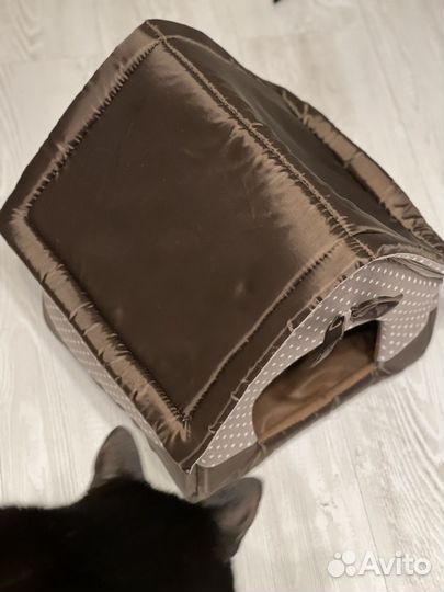 Домик для кошек и собак