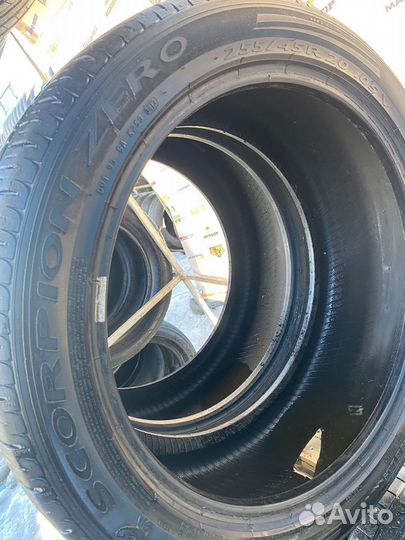 Pirelli Scorpion Zero 255/45 R20 105V