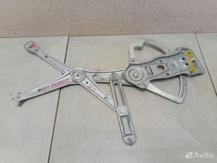 Стеклоподъемник электрический передний правый