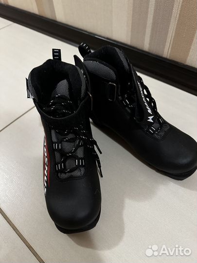 Лыжные ботинки детские для беговых лыж