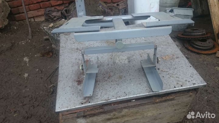 Крепеж для телевизора