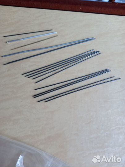 Спицы разные, в т.ч. круговые на леске; крючки
