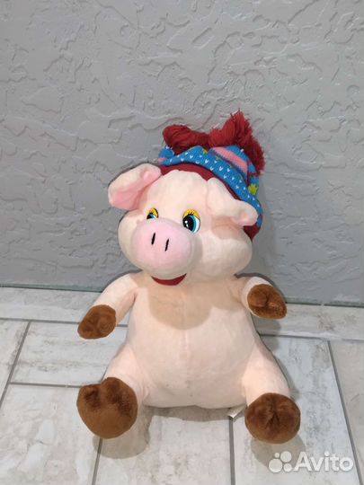 Свинка новогодняя