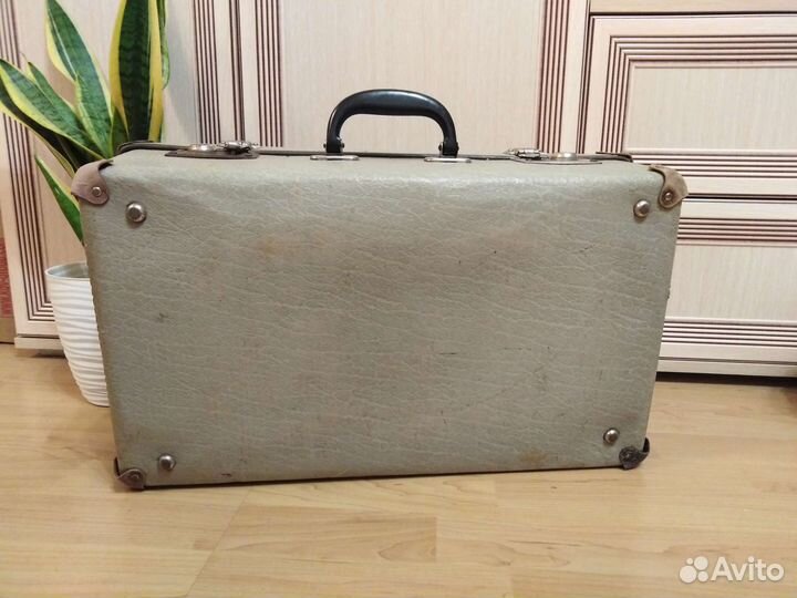Чемодан и портфель СССР