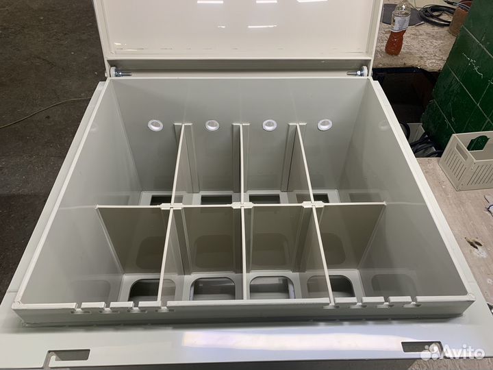 Ванна для майнинга на 8 ячеек