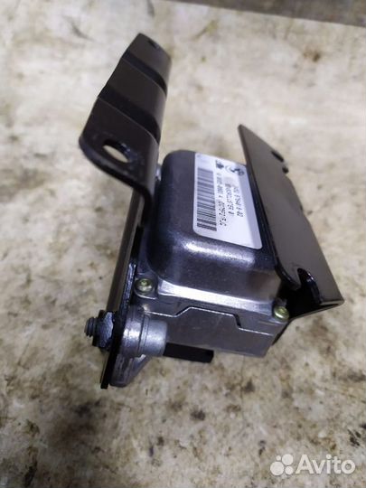 Датчик уровня оборотов с кронштейном BMW 3' E46