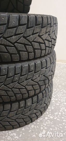Dunlop Grandtrek Ice 02 205/70 R15