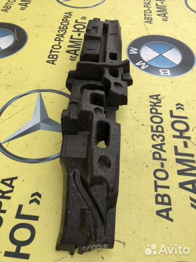 Mercedes W447 V-class Абсорбер бампера переднего L