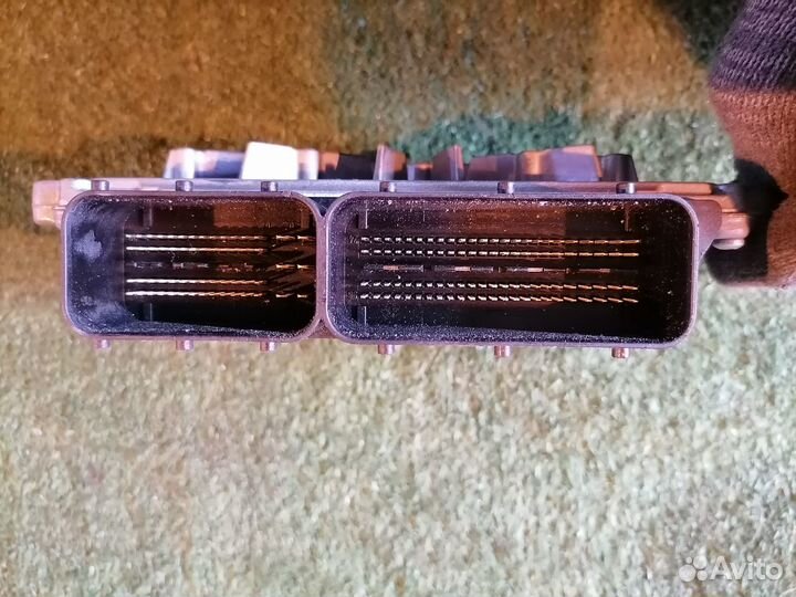 Блок управления двигателем B5254T3 0261209009 Volv