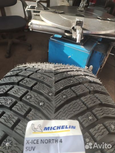 Michelin X-Ice North 4 SUV 275/50 R21 113T