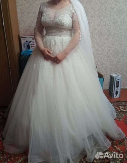 Свадебное платье