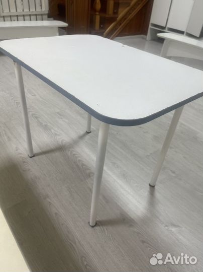 Детский столик