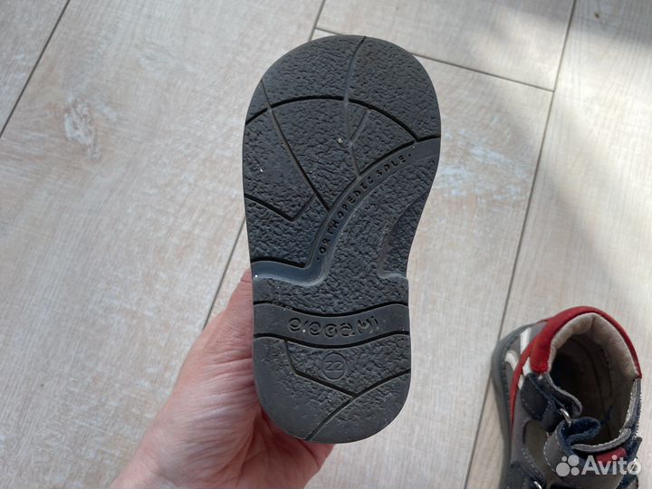 Сандали elegami