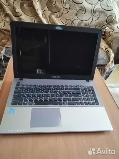 Ноутбук asus