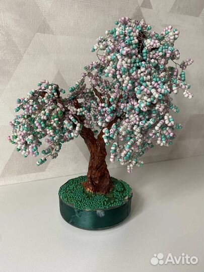 Сакура из бисера ручной работы