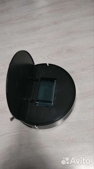 Робот пылесос royal