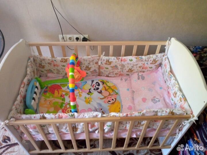 Продам детскую кроватку