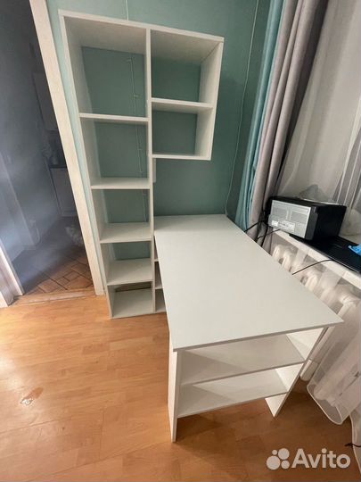 Компьютерный стол и шкаф