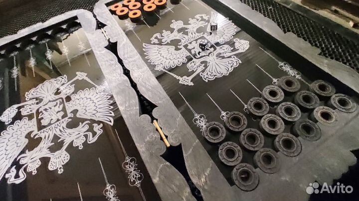 Нарды со стеклянным черным полем