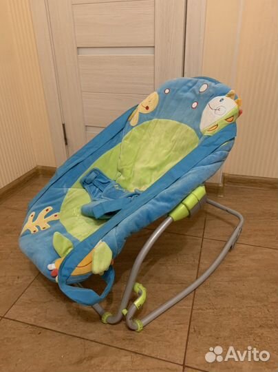 Детское кресло шезлонг для малыша